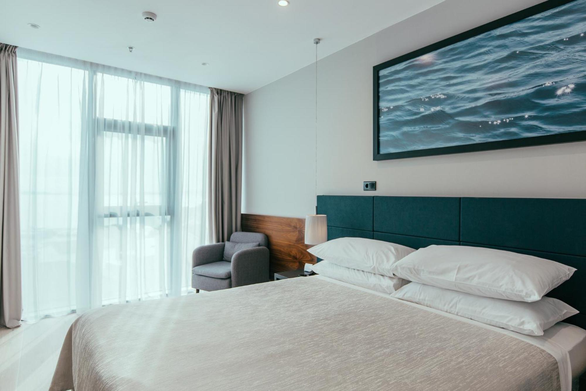 มาร์วี โฮเต็ล แอนด์ เฮลท์ Hotel สปลิท ภายนอก รูปภาพ